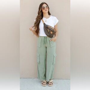Thread & Supply Light Green Cargo Pants Small NWT